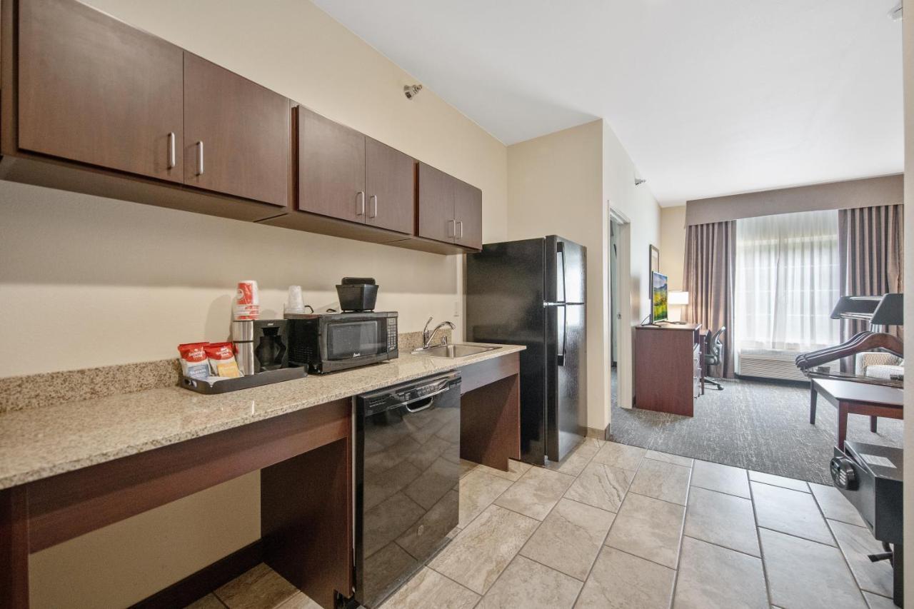 Cobblestone Hotel & Suites - AustinAustin  Kültér fotó